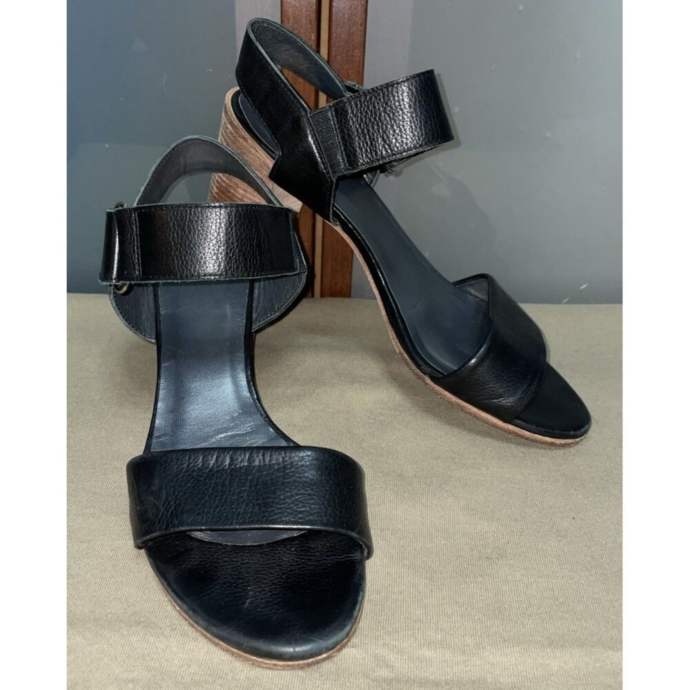 STUART WEITZMAN Shaila Broadband Leather City Open Toe Block Heel Sandals 8.5